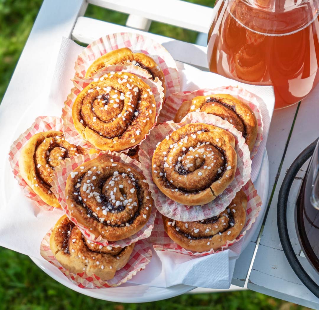 Delicious Glow Troves puff pastry tarts - Glow troves