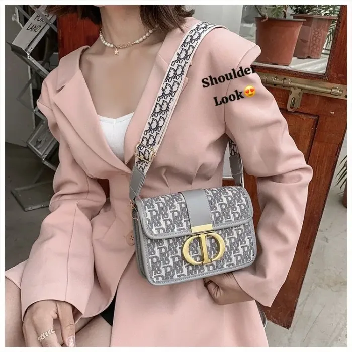 Christian Dior Broad Belt Slingbag - Image 4